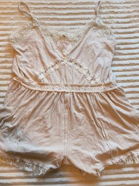 Lace Trim Cami Romper in Cream